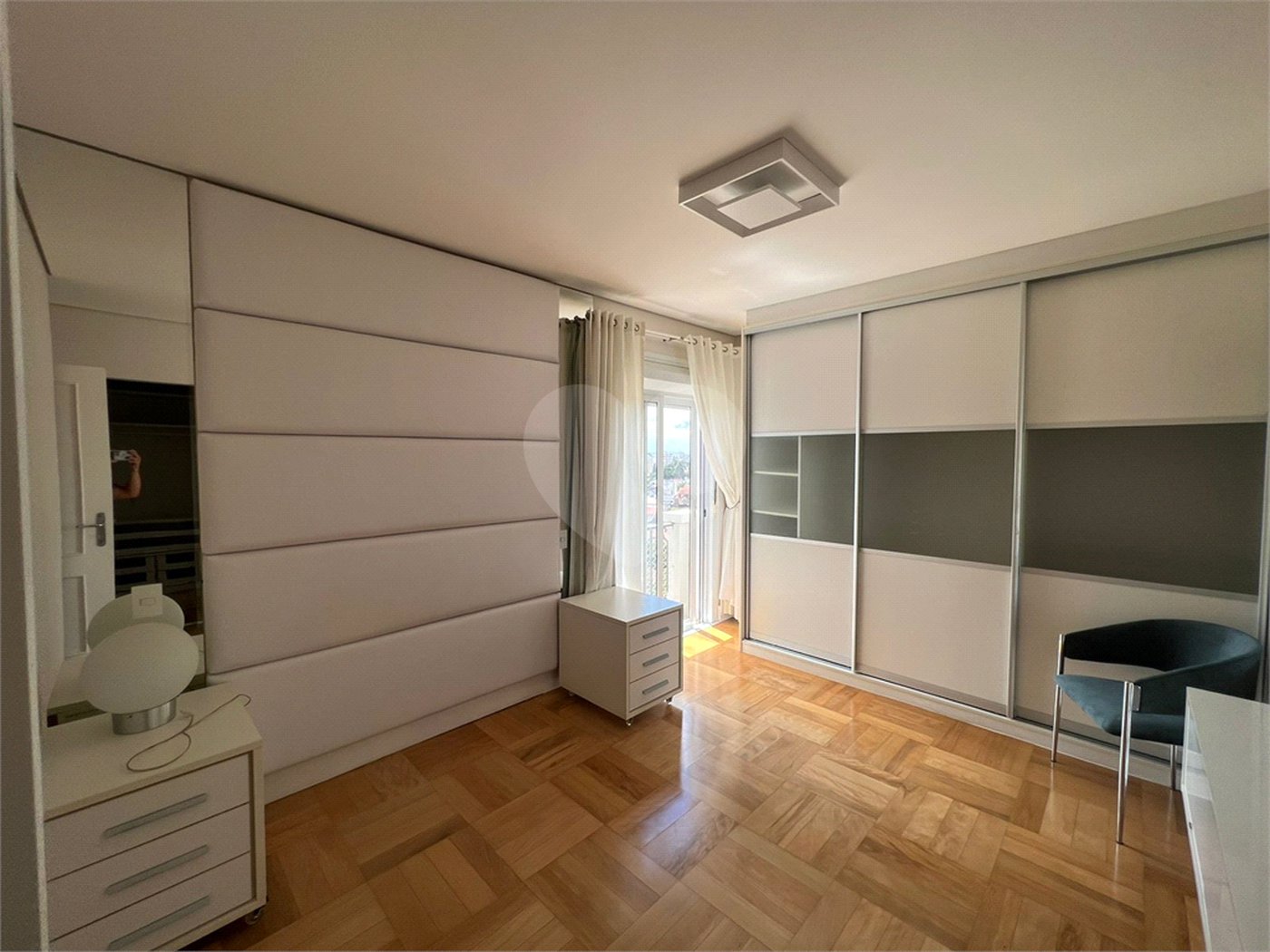Apartamento à venda com 4 quartos, sendo 2 suítes,  em Vila Oliveira, Mogi das Cruzes, SP