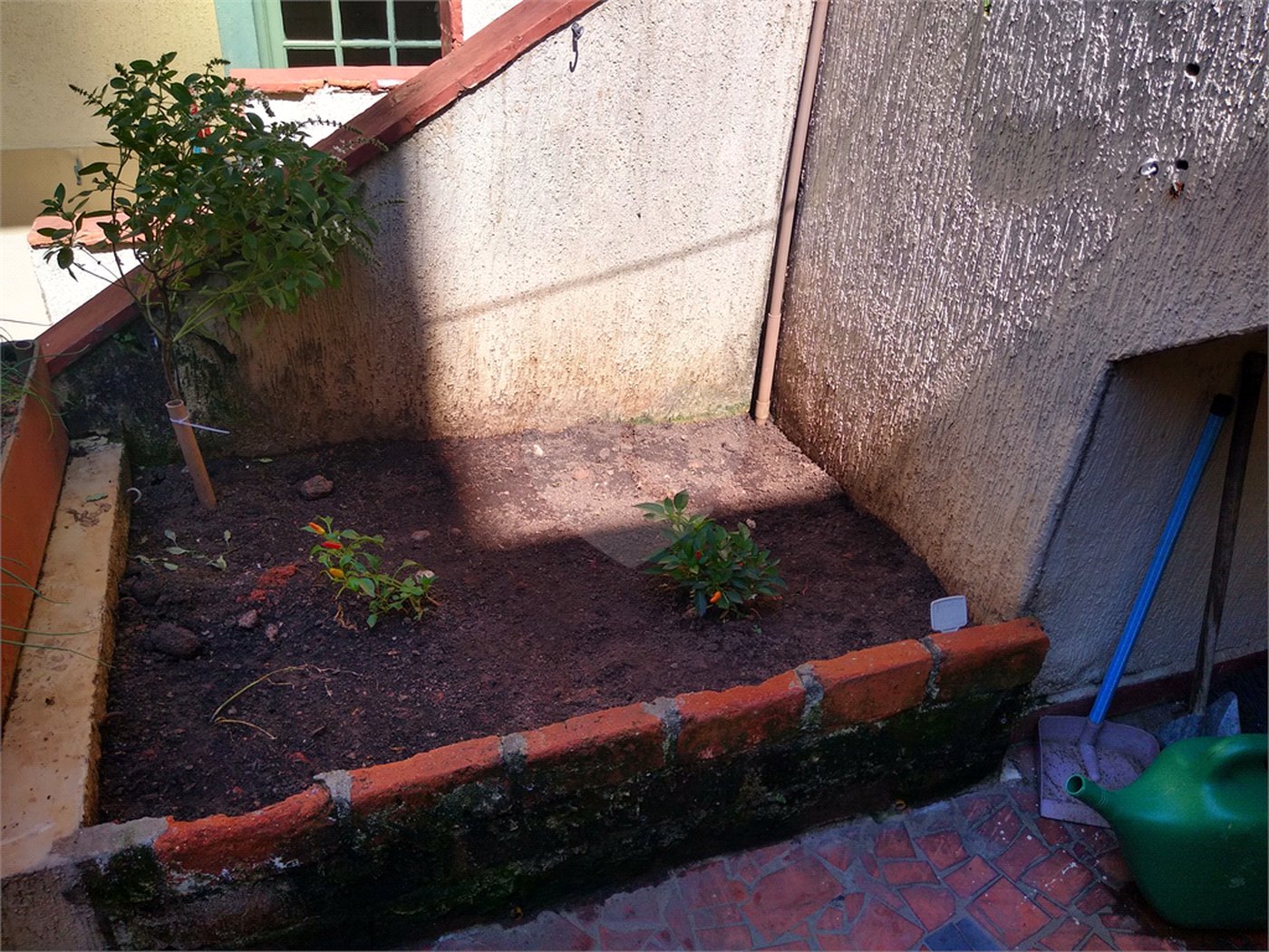 Sobrado à venda com 4 quartos, sendo 3 suítes,  em Vila Monumento, São Paulo, SP