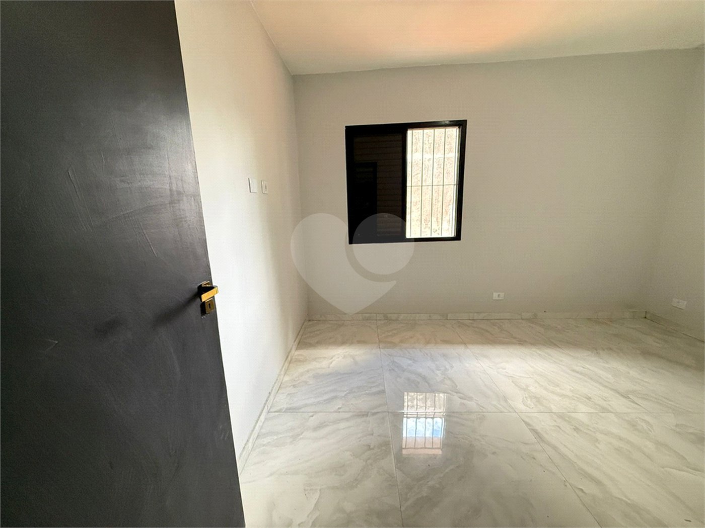Casa à venda com 3 quartos, sendo 1 suíte, em Vila Rosália, Guarulhos, SP