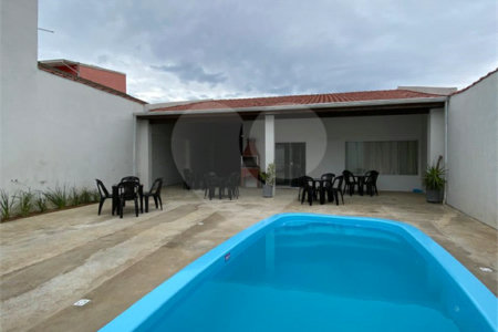Casa à venda com 3 quartos, sendo 1 suíte, em Vila Vilma (mailasqui), São Roque, SP