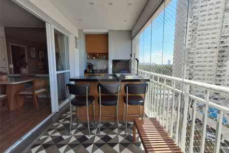 Apartamento à venda com 3 quartos, sendo 1 suíte, em Água Branca, São Paulo, SP