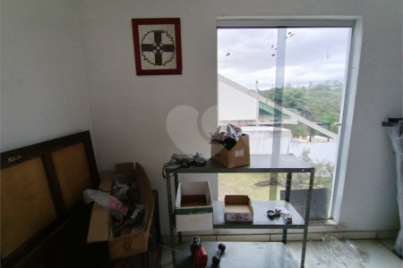 Casa à venda com 4 quartos, sendo 3 suítes, no condomínio Rancho Dirce, Sorocaba - SP