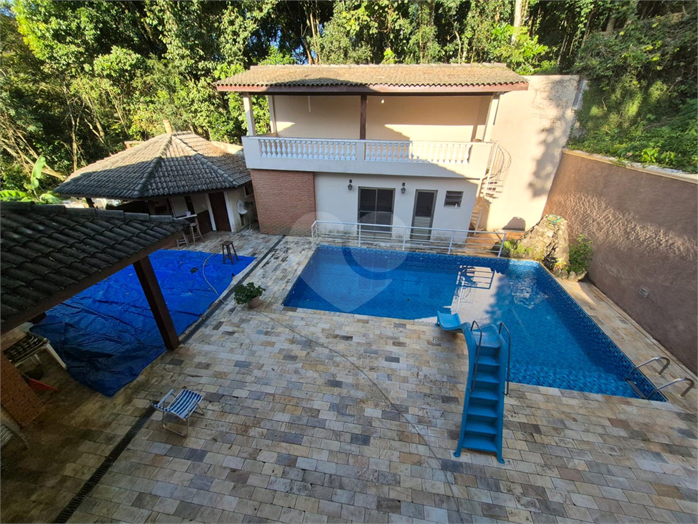 Casa à venda com 4 suítes no condomínio Alpes da Cantareira, Mairiporã - SP