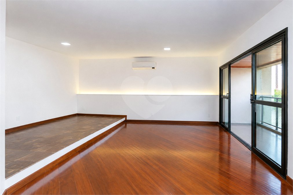 Apartamento à venda com 3 quartos, sendo 1 suíte, em Vila Mascote, São Paulo, SP