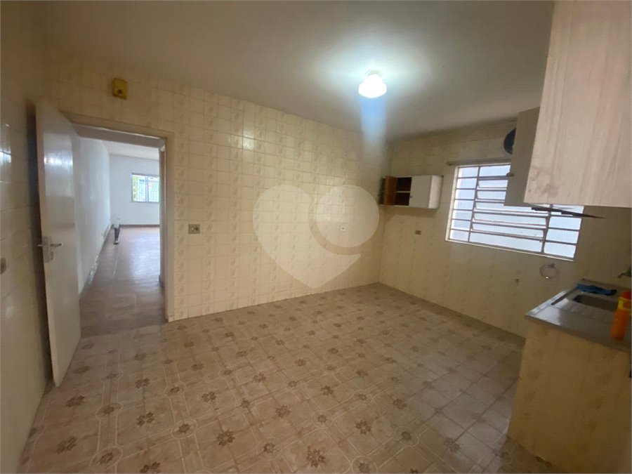 Sobrado à venda com 3 quartos em Bom Retiro, São Paulo, SP