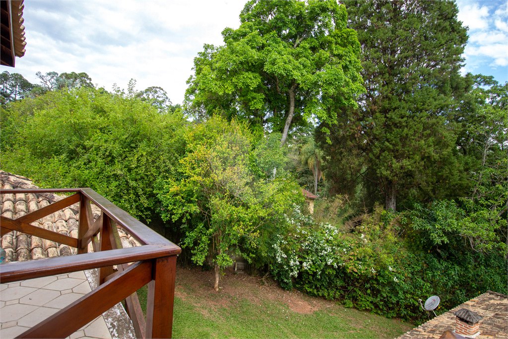 Chácara à venda com 4 quartos, sendo 2 suítes, em Jardim Oriental, Mairinque, SP