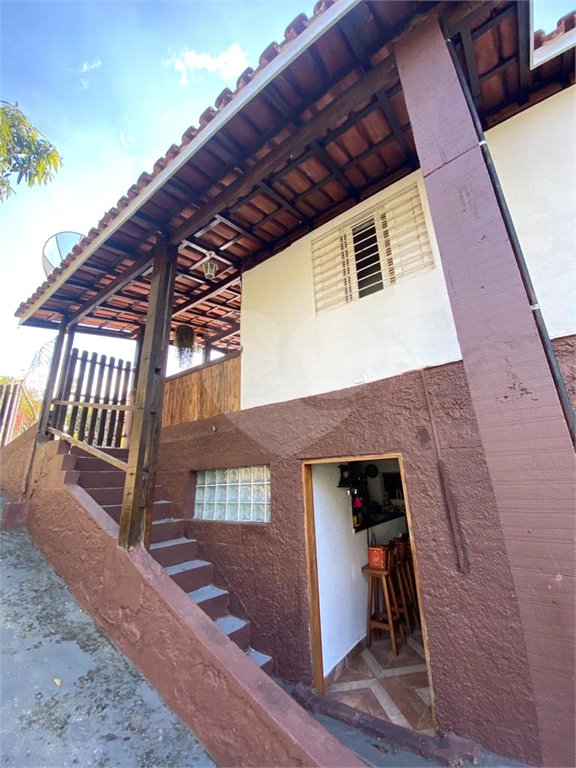 Chácara à venda com 4 quartos em Chácaras Copaco, Arujá, SP