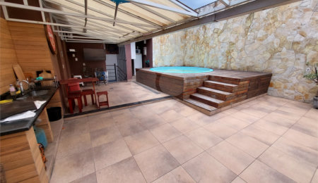 Casa de Vila à venda com 4 quartos no condomínio Casa de Vila., Rio de Janeiro - RJ