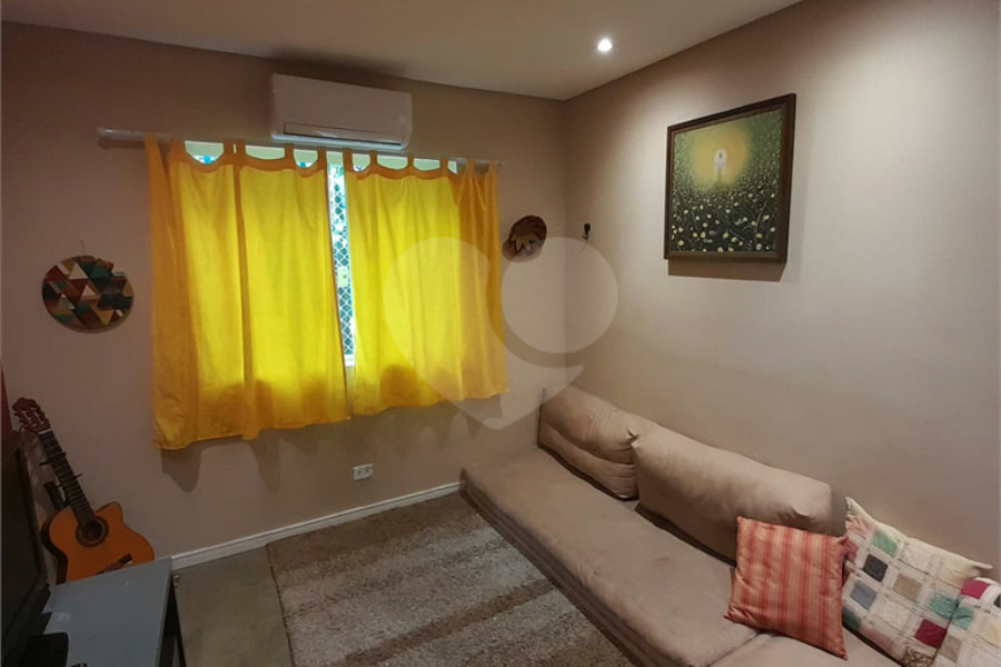 Sobrado à venda com 4 quartos, sendo 1 suíte, em Jardim São Paulo(zona Norte), São Paulo, SP
