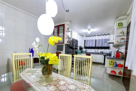 Sobrado à venda com 3 suítes em Vila Mazzei, São Paulo, SP