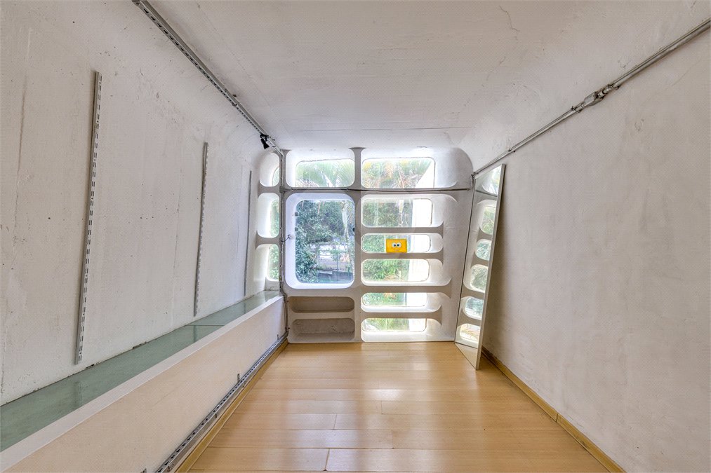 Casa de Vila à venda ou para alugar com 4 quartos, sendo 1 suíte, em Granja Julieta, São Paulo, SP