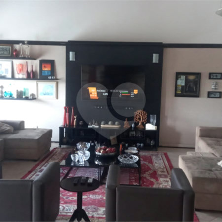 Casa à venda com 3 quartos, sendo 2 suítes, em Jardim Imperial Hills III, Arujá, SP