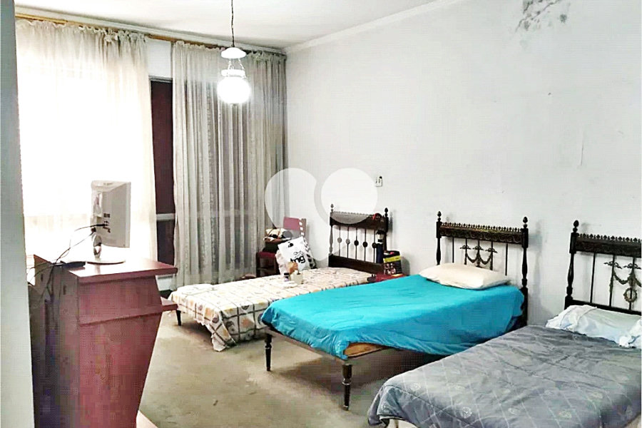 Casa à venda com 4 quartos, sendo 3 suítes, em Santana, São Paulo, SP
