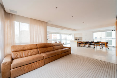 Apartamento à venda com 3 suítes em Campo Belo, São Paulo, SP