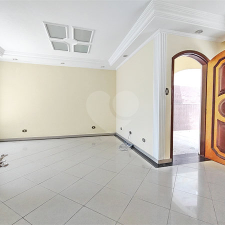 Casa à venda com 3 quartos, sendo 1 suíte, em Vila Mazzei, São Paulo, SP