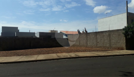 Terreno à venda em Parque dos Flamboyant, São Carlos, SP