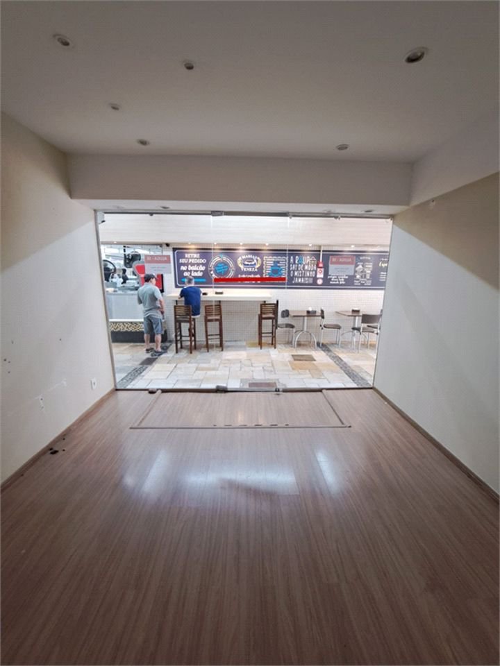 Loja para alugar, 25 m² por R$ 5.200,00 - Boqueirão - Santos/SP