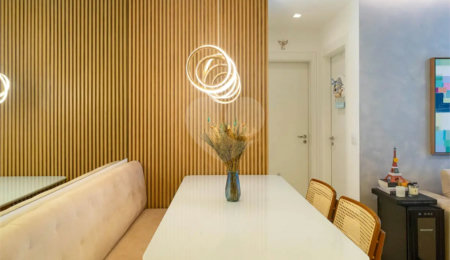 Apartamento à venda com 2 quartos, sendo 1 suíte,  em Jardim das Acácias, São Paulo, SP