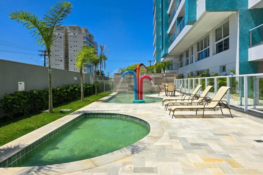 Apartamento à venda com 3 quartos, sendo 1 suíte,  em Maitinga, Bertioga, SP