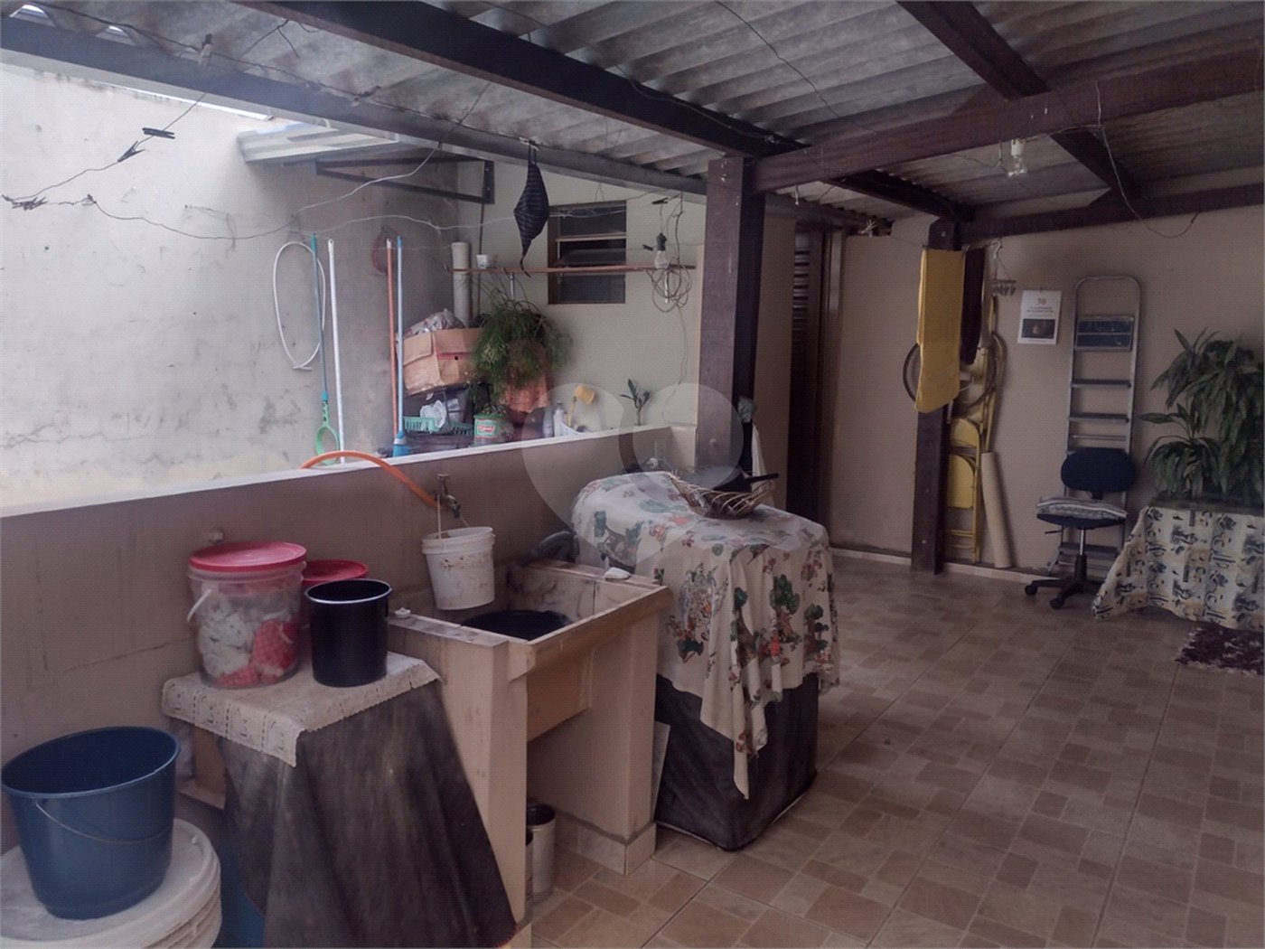 Casa térrea para venda.