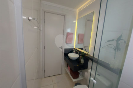 Apartamento Mobiliado no Condomínio Portal do Sol, na Avenida Getúlio Vargas