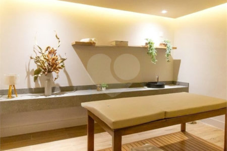 Apartamento à venda com 2 quartos, sendo 1 suíte,  em Vila Romana, São Paulo, SP
