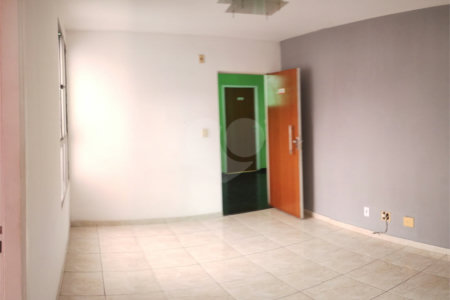 Apartamento à venda com 2 quartos em Santíssimo, Rio de Janeiro, RJ