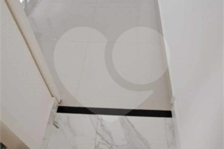 Sobrado à venda com 4 quartos, sendo 1 suíte, em Tremembé, São Paulo, SP