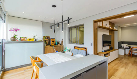 Apartamento à venda com 3 quartos, sendo 1 suíte,  em Santo Amaro, São Paulo, SP