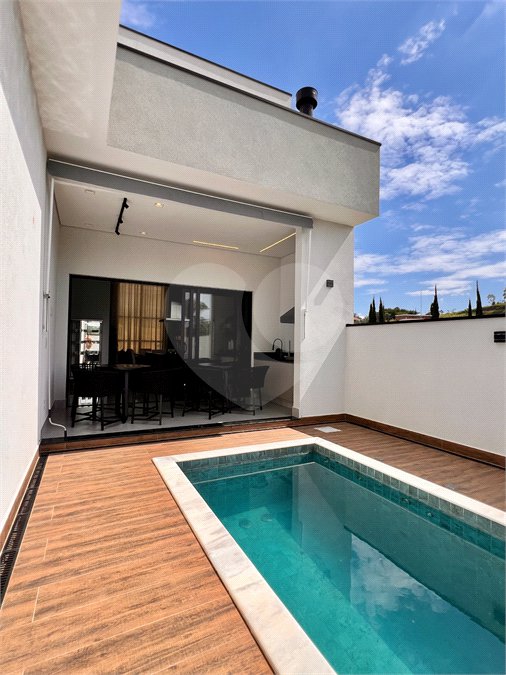 Casa à venda com 3 suítes no condomínio Residencial Mont'alcino, Valinhos - SP
