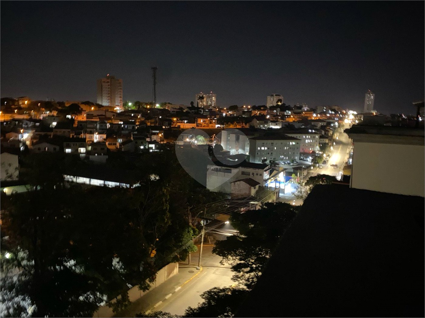Apartamento à venda com 3 quartos, sendo 1 suíte,  em Alto Ipiranga, Mogi das Cruzes, SP
