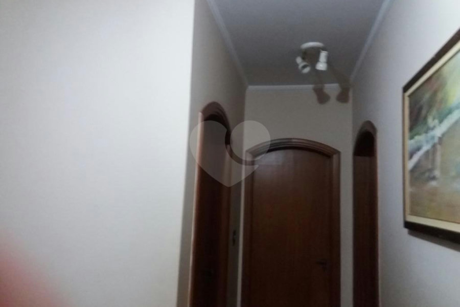 Sobrado à venda com 4 quartos, sendo 2 suítes, em Tremembé, São Paulo, SP