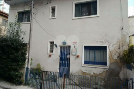 Sobrado à venda com 2 quartos em Santana, São Paulo, SP