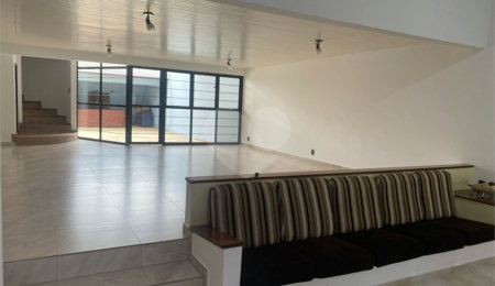 Casa à venda com 4 suítes no Centro, Itapetininga, SP