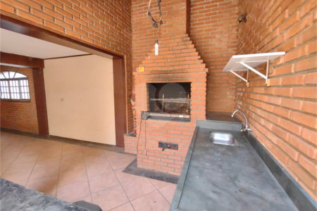 Casa à venda com 3 quartos, sendo 1 suíte, em Vila Mazzei, São Paulo, SP