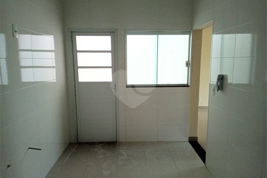 Casa à venda com 3 quartos, sendo 1 suíte, no condomínio Residencial Vila Primavera (zona Norte), São Paulo - SP
