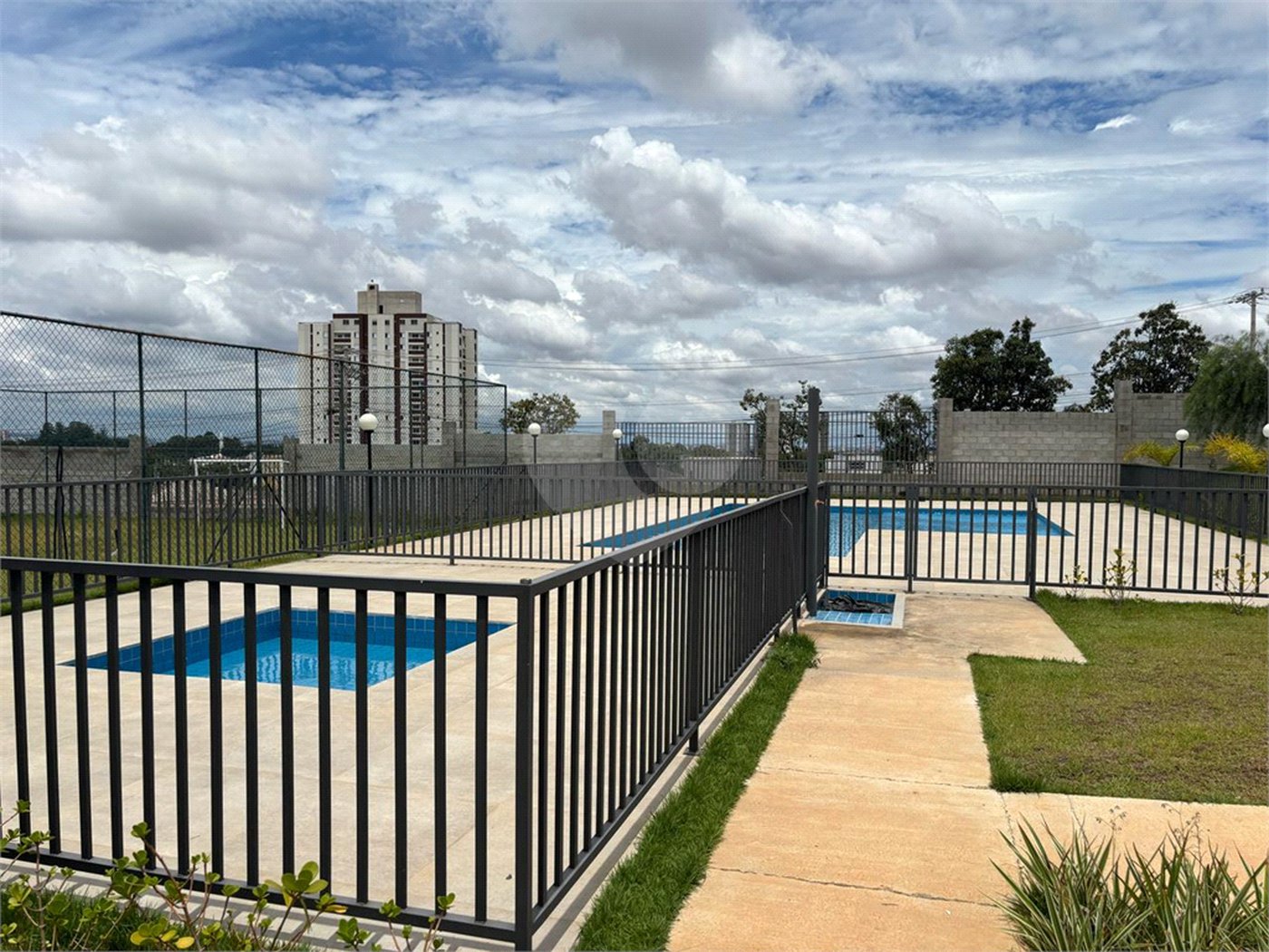 Casa à venda com 2 quartos no condomínio Villa Magari, Sorocaba - SP