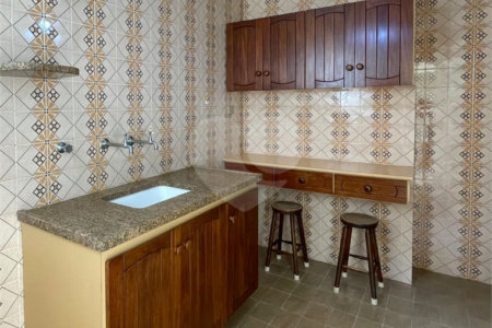 Sobrado para alugar com 3 quartos, sendo 2 suítes, em Itaim Bibi, São Paulo, SP