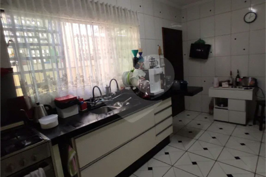 Sobrado à venda com 3 quartos, sendo 1 suíte, em Parada Inglesa, São Paulo, SP