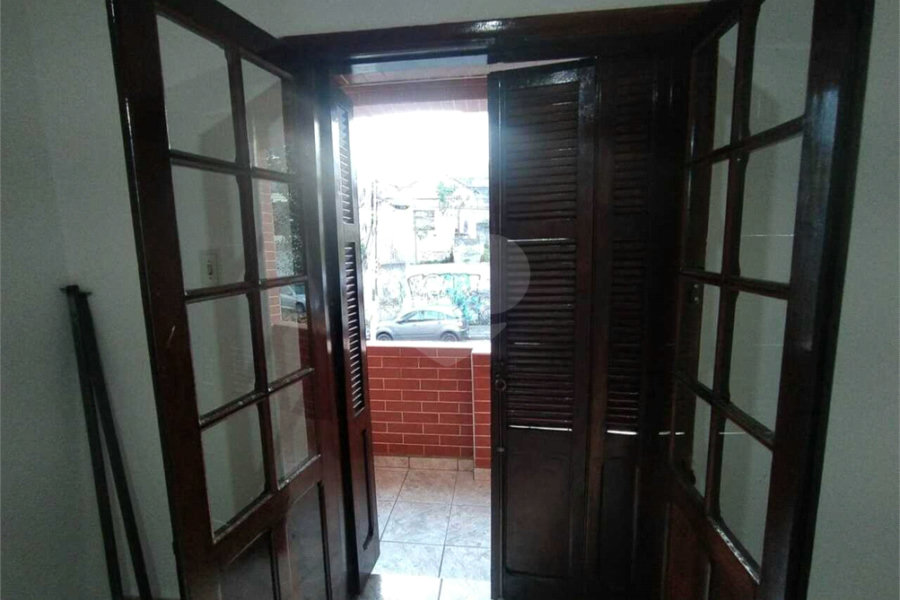 Casa Térrea à venda com 3 quartos em Santa Teresinha, São Paulo, SP