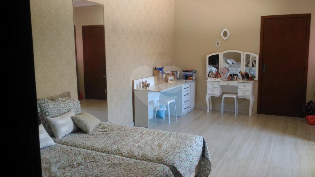Sobrado à venda com 3 quartos, sendo 1 suíte,  em Imirim, São Paulo, SP