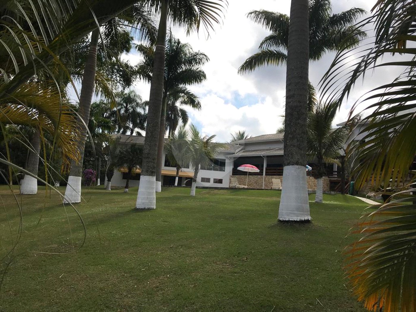 Casa à venda com 4 suítes no Centro, Guararema, SP