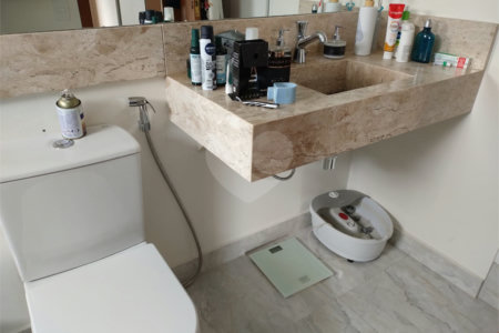 Apartamento à venda com 4 quartos, sendo 1 suíte,  em Brooklin Paulista, São Paulo, SP