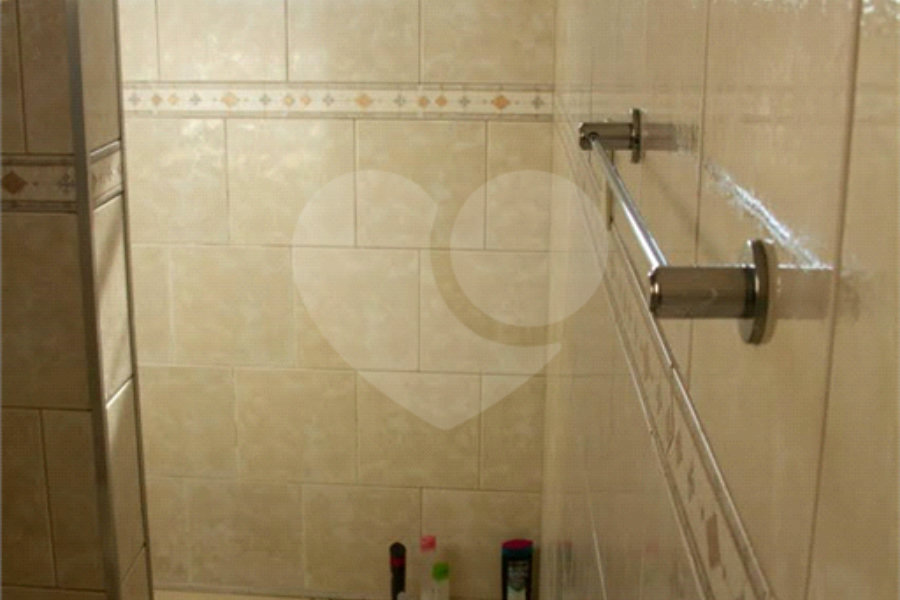 Casa Térrea à venda com 3 quartos, sendo 1 suíte, em Vila Irmãos Arnoni, São Paulo, SP