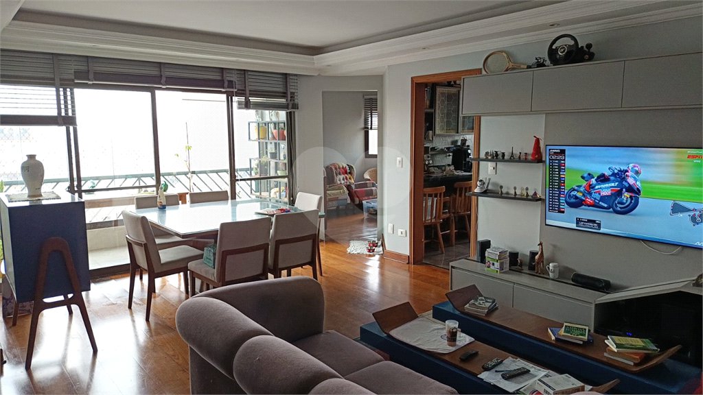 Apartamento à venda com 4 quartos, sendo 1 suíte,  em Anchieta, São Bernardo do Campo, SP