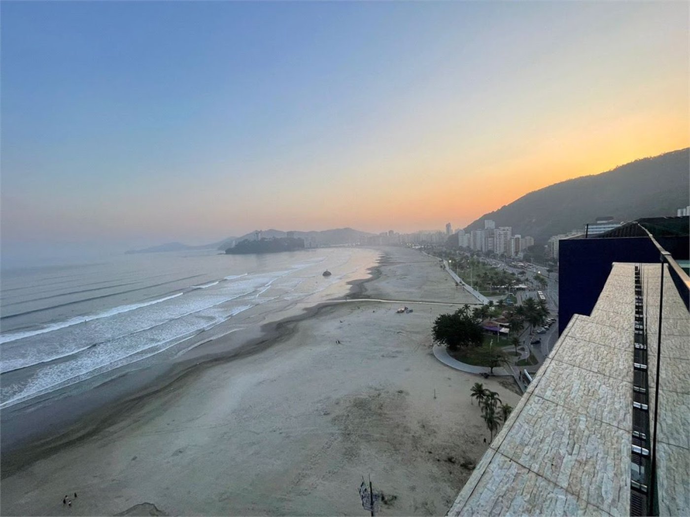 Apartamento com 3 dormitórios para alugar, 160 m² por R$ 9.200,00 - José Menino - Santos/SP