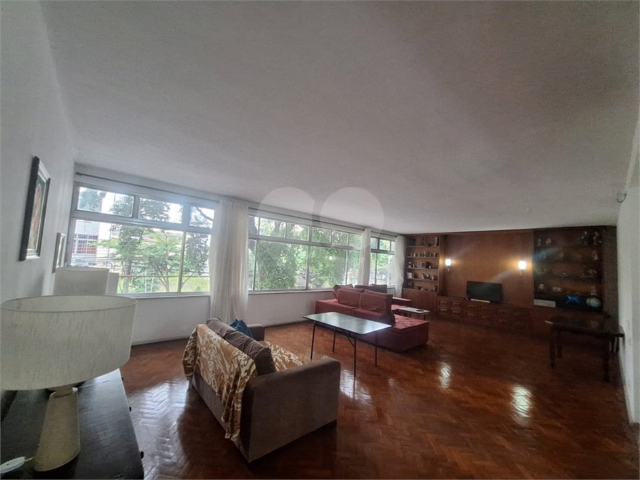 Apartamento à venda com 4 quartos, sendo 1 suíte, em Tijuca, Rio de Janeiro, RJ