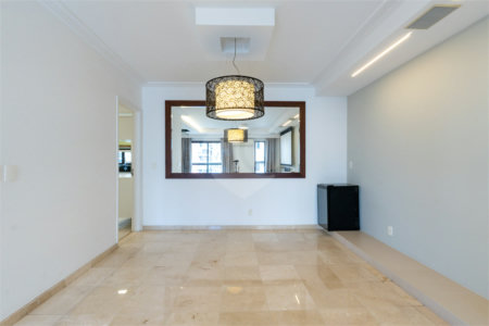 Apartamento à venda com 3 suítes em Vila Nova Conceição, São Paulo, SP