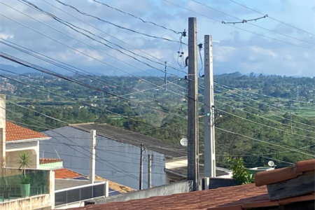 Casa à venda com 3 quartos, sendo 1 suíte,  em Vila Nova Cintra, Mogi das Cruzes, SP