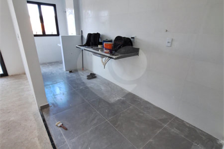 Apartamento à venda com 3 quartos, sendo 1 suíte,  no Centro, Vinhedo, SP